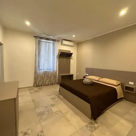 Residenza De Rose B&B 코센차