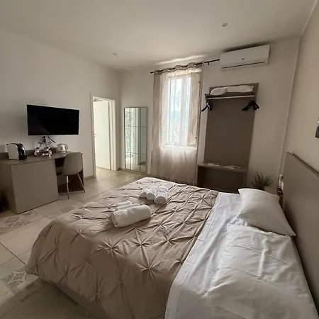 Residenza De Rose 3* Cosenza