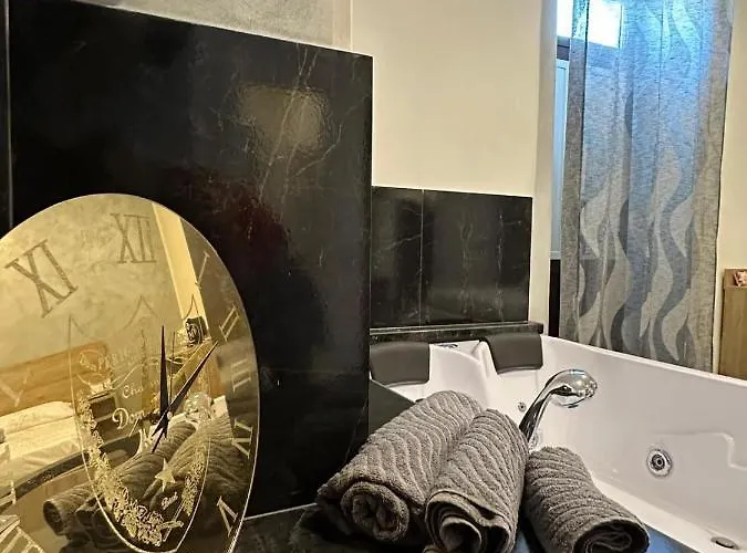 Alojamento de Acomodação e Pequeno-almoço Residenza De Rose Cosença